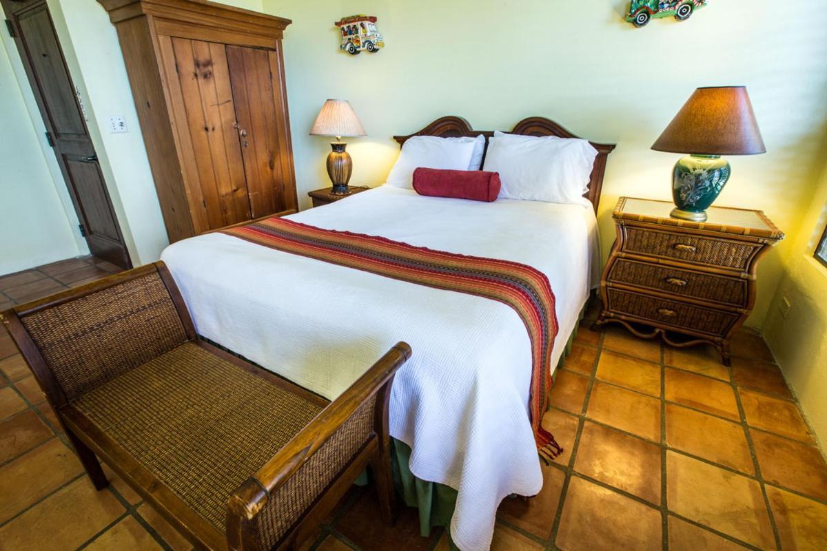 Hacienda Tamarindo Hotel Vieques Bagian luar foto