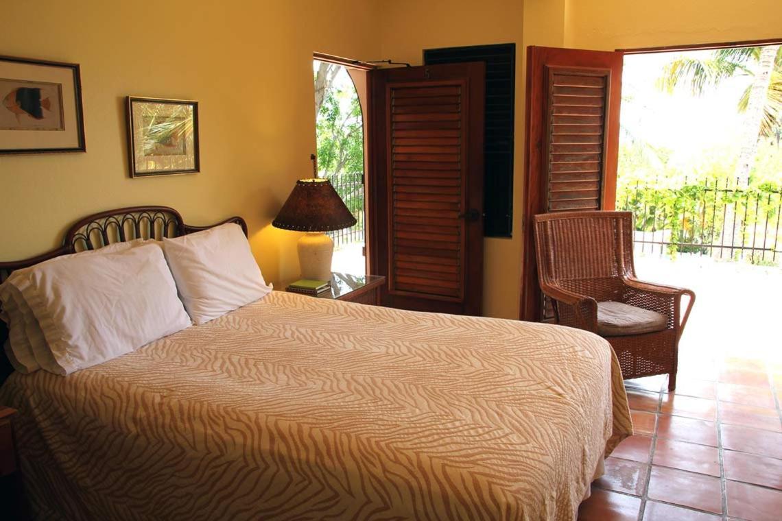 Hacienda Tamarindo Hotel Vieques Bagian luar foto