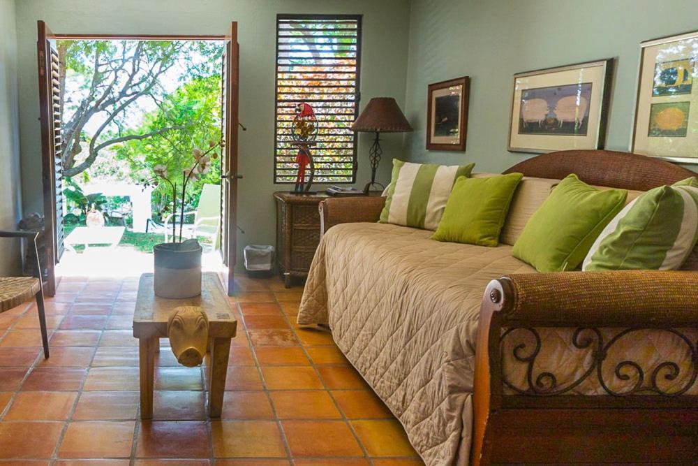 Hacienda Tamarindo Hotel Vieques Bagian luar foto